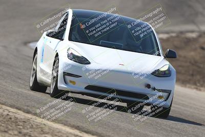 media/Oct-18-2025-Speed Ventures (Sat) [[8b3b7cf525]]/Purple/Session 2 (Phil Hill)/